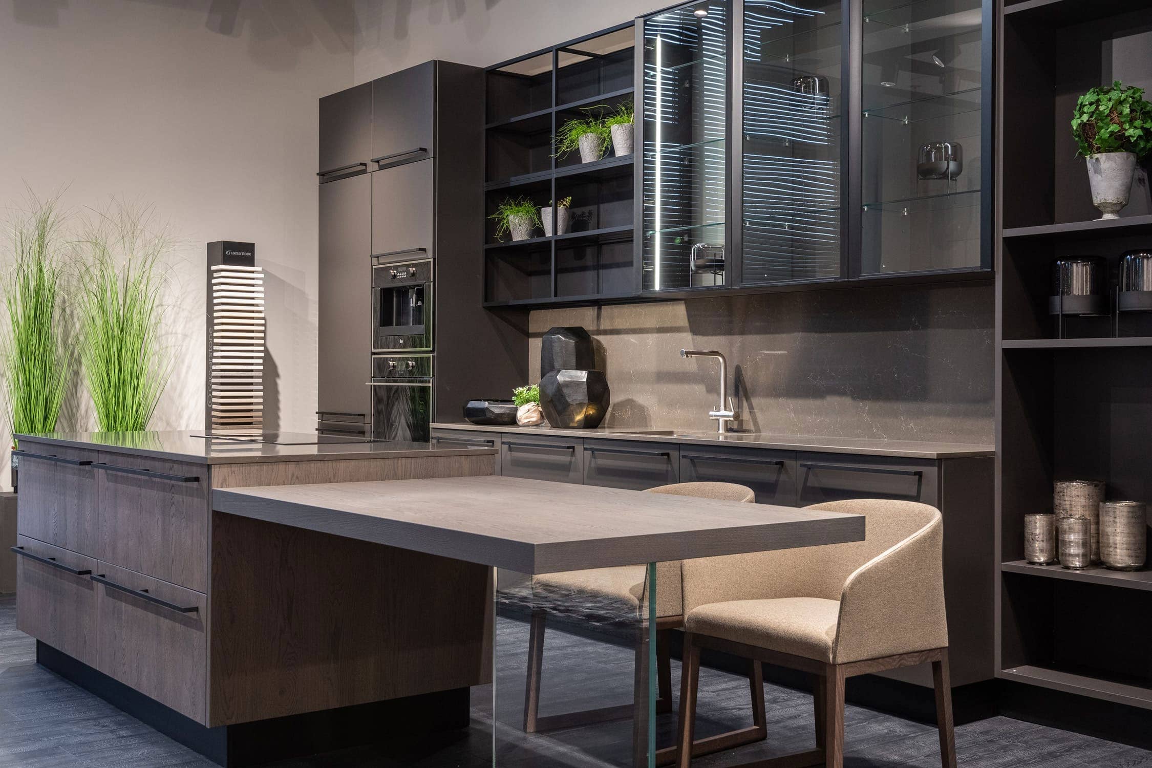 Professional house cleaning services in Calgary - sparkling clean kitchen